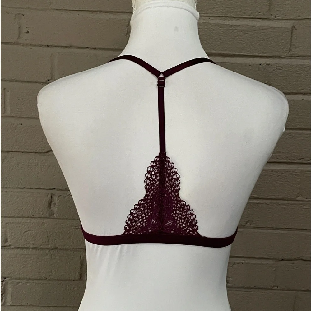Victoria’s Secret purple bralette M
